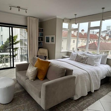 Cosy And Classy Sea Point Apartment Cape Town Exterior photo