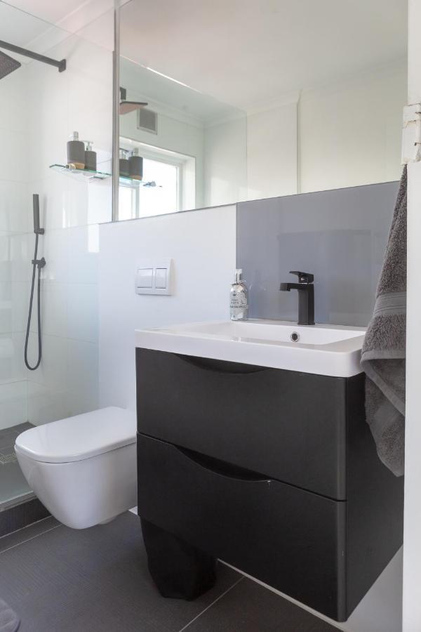 Cosy And Classy Sea Point Apartment Cape Town Exterior photo