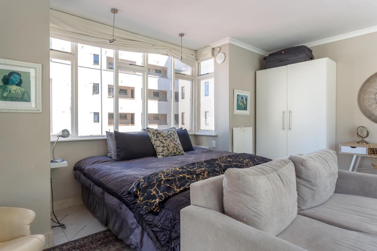 Cosy And Classy Sea Point Apartment Cape Town Exterior photo