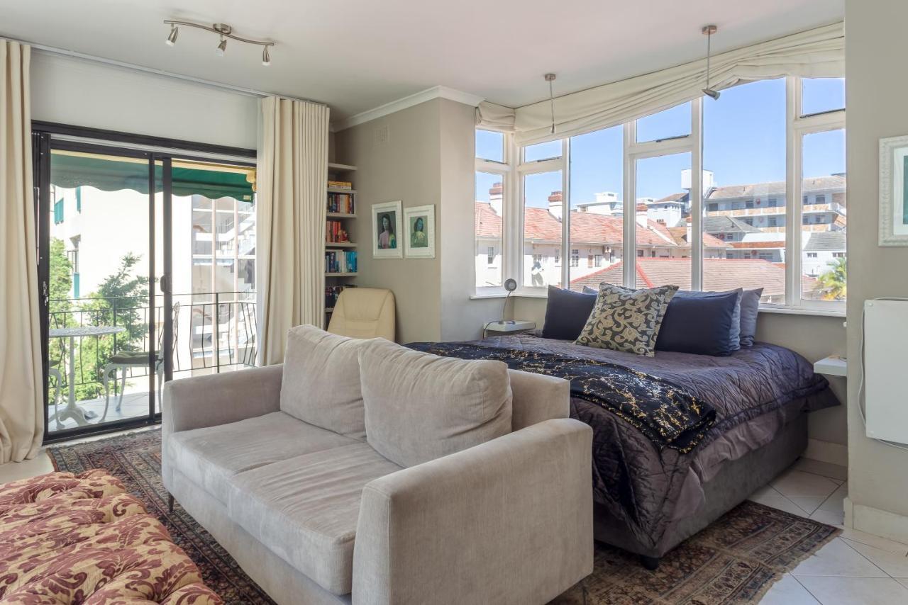 Cosy And Classy Sea Point Apartment Cape Town Exterior photo